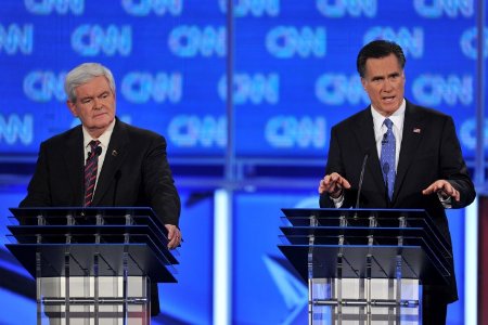 Newt Gingrich y Mitt Romney en debate AFP