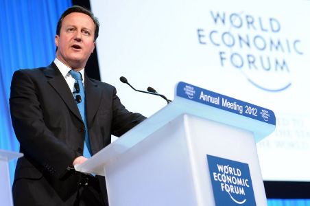 Primer ministro británico David Cameron hablando en el Foro Económico Mundial de Davos AFP