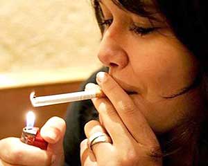 Noticias de Salud: Un estudio de Harvard duda sobre la eficacia a largo  plazo de parches y chicles de nicotina