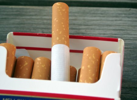 Caja cigarros