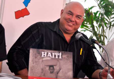 alex-castro-libro-haiti-cubadebate.cu-_-kaloian