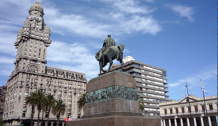 Empresarios franceses expresaron interés en invertir en Uruguay en áreas de la alimentación, energía y tecnología. Foto: Wikicommons