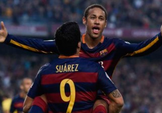 Neymar y Suárez cada vez se entienden mejor. Foto: AFP