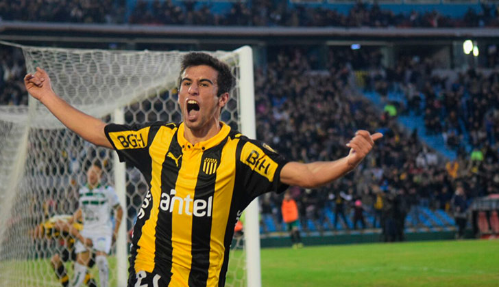 Peñarol y Plaza Colonia comienzan su disputa por el Campeonato Uruguayo