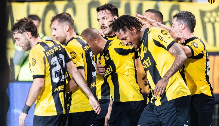 Peñarol se corona campeón del Apertura en Uruguay -  Móvil