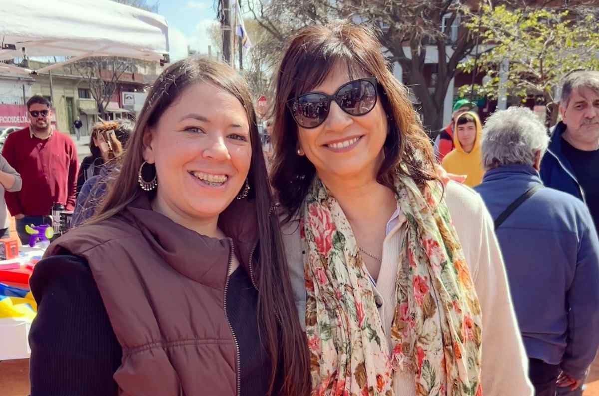 Bettiana Díaz (izq) junto a Blanca Rodríguez