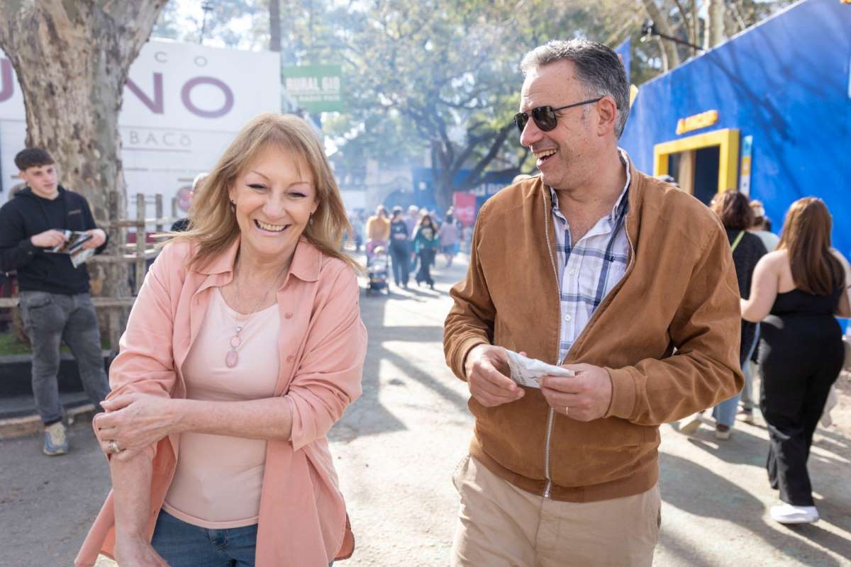 yamandu orsi - carolina cosse - elecciones 2024