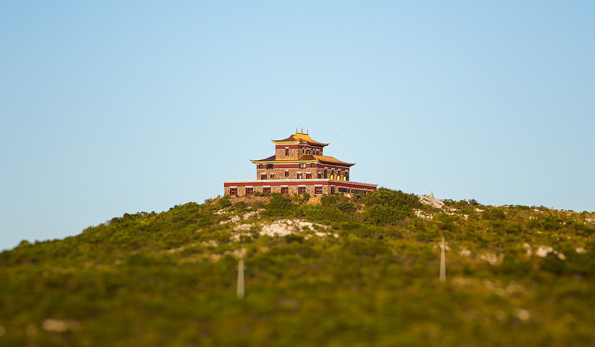 Templo budista Chagdud Gonpa Sengue Dzong, ubicado en las Sierras de Minas, Departamento de Lavalleja, Uruguay.