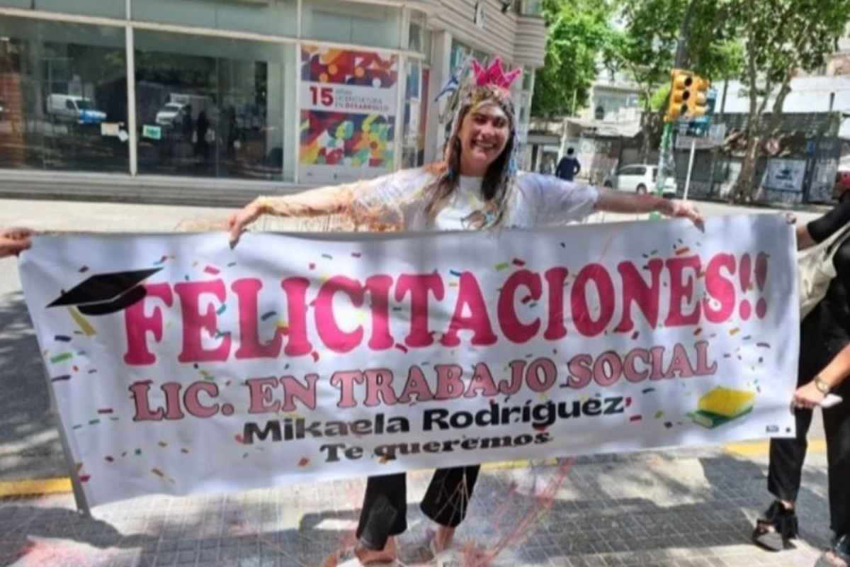 Mikaela Rodríguez recibió una Ceibalita a sus 9 años. Esa pequeña computadora le cambiaría la vida.