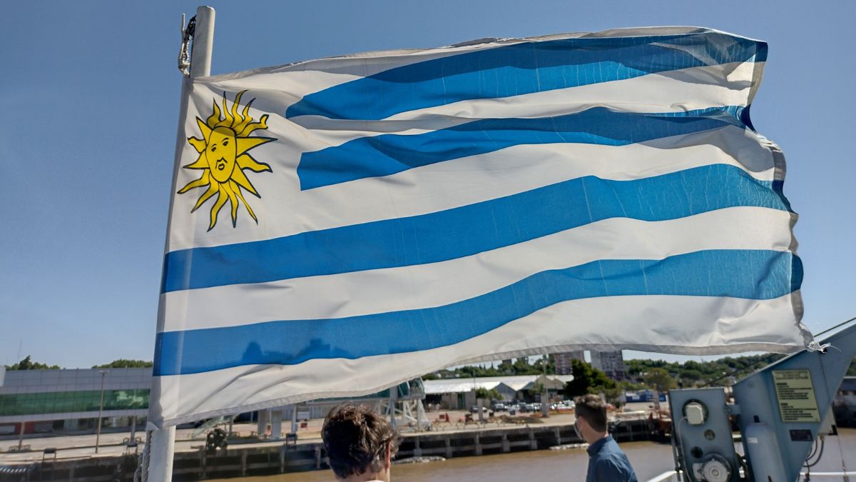 Crecen las solicitudes de argentinos en Uruguay: 3,639 trámites en un año