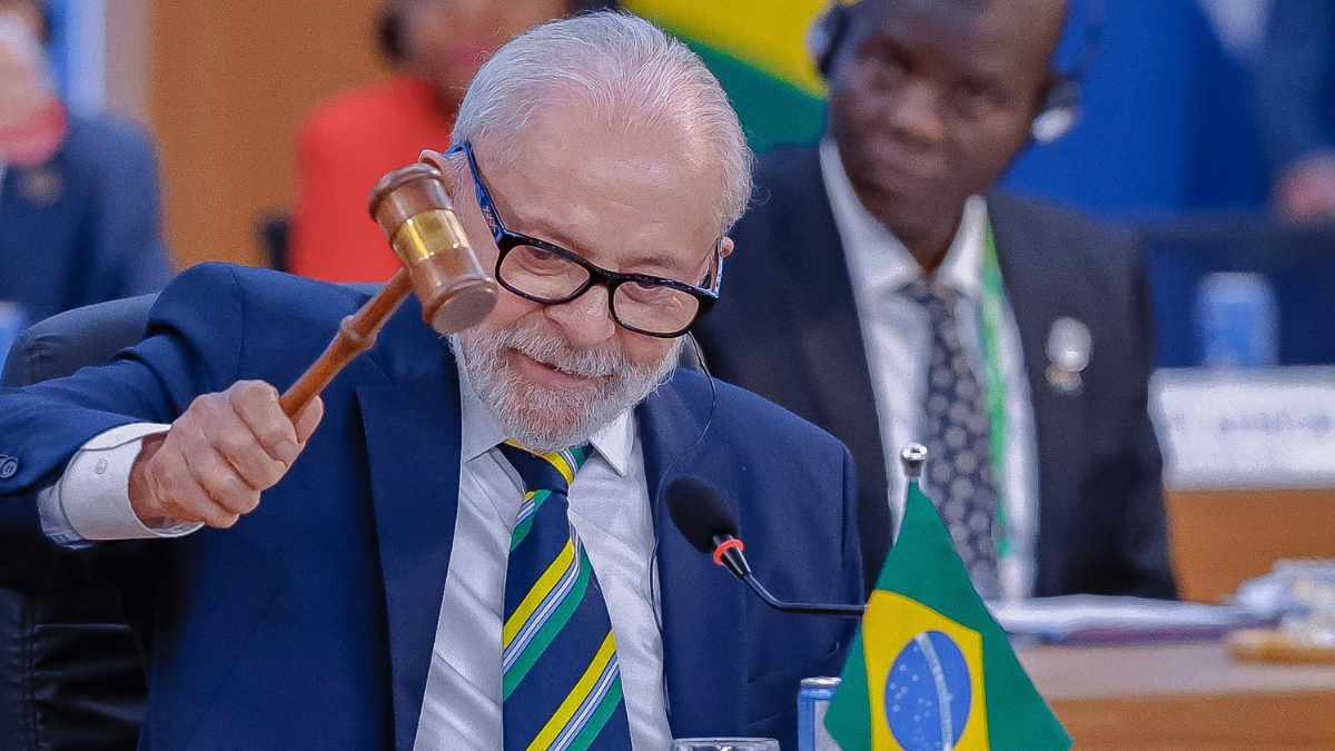 Lula da Silva fue operado de emergencia