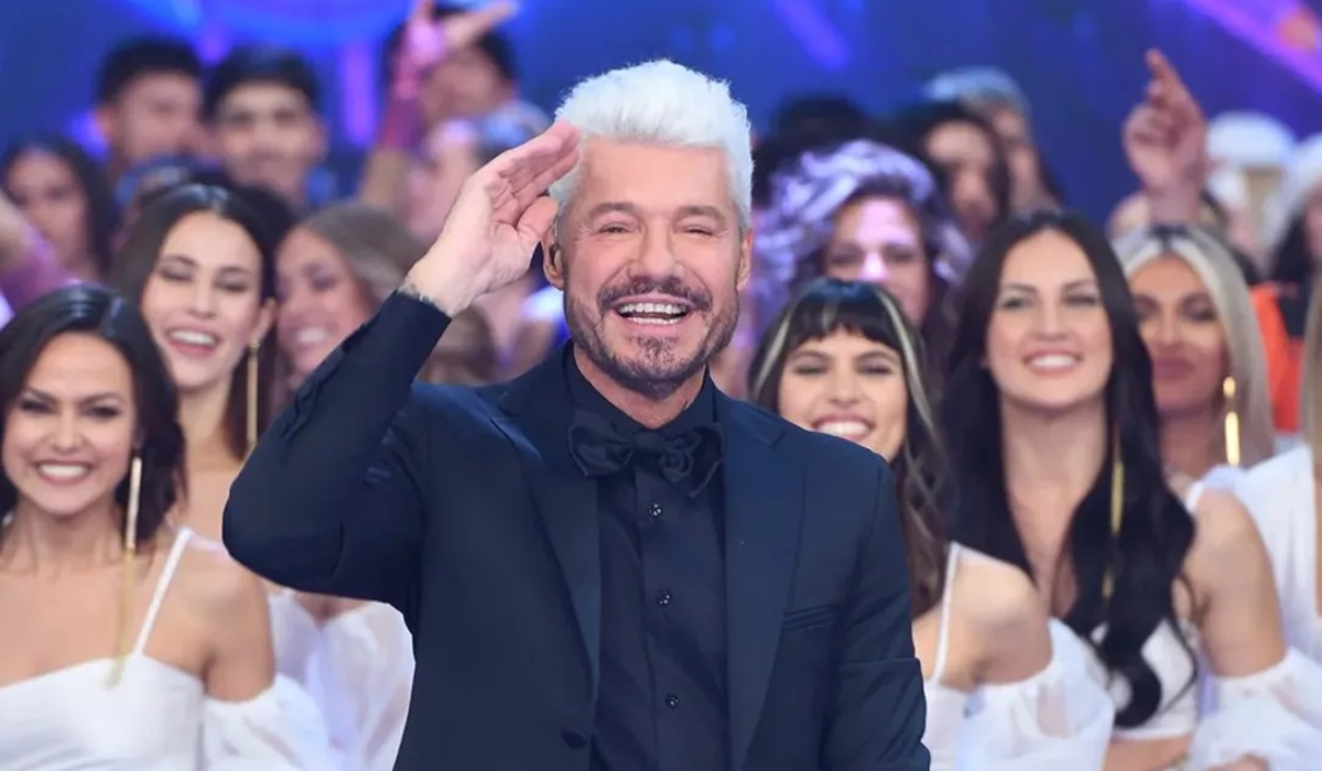 El reconocido conductor argentino Marcelo Tinelli tiene una deuda acumulada que supera el millón de pesos uruguayos, que en dólares serían unos 30 mil. 